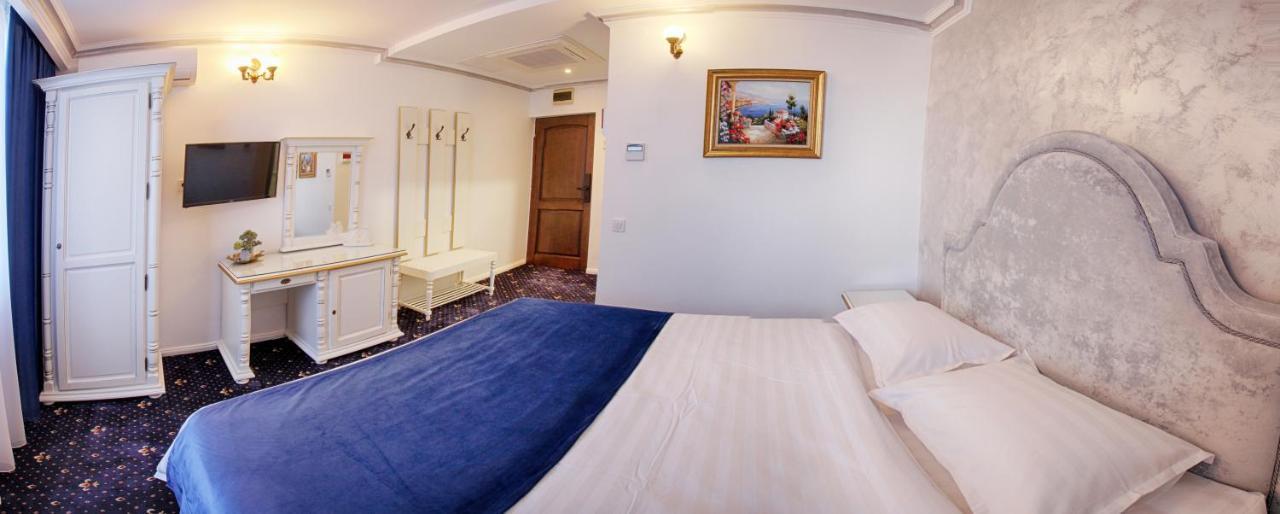 Hotel Central Слобозия Экстерьер фото